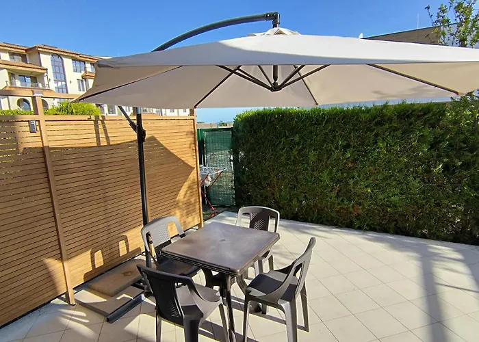 アパート Brisa ブルガス